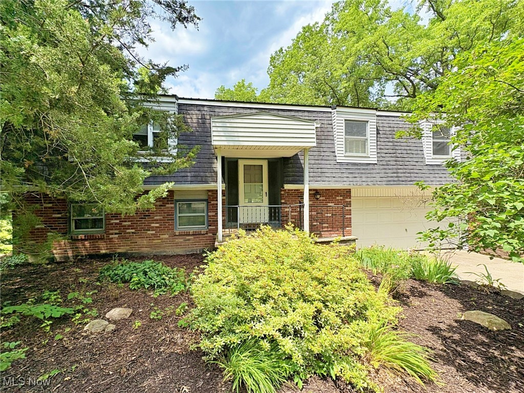 10511 Darrow Road Vermilion, OH 44089 - Photo 2 of 43