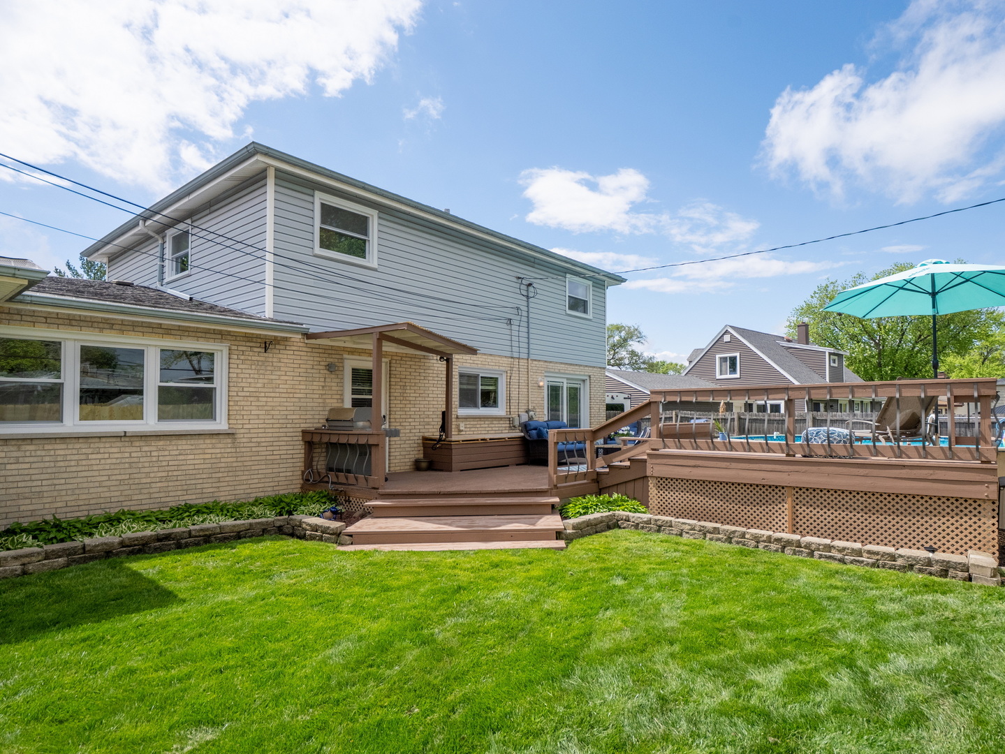 237 North Pioneer Drive Addison, IL 60101 - Photo 28 of 33