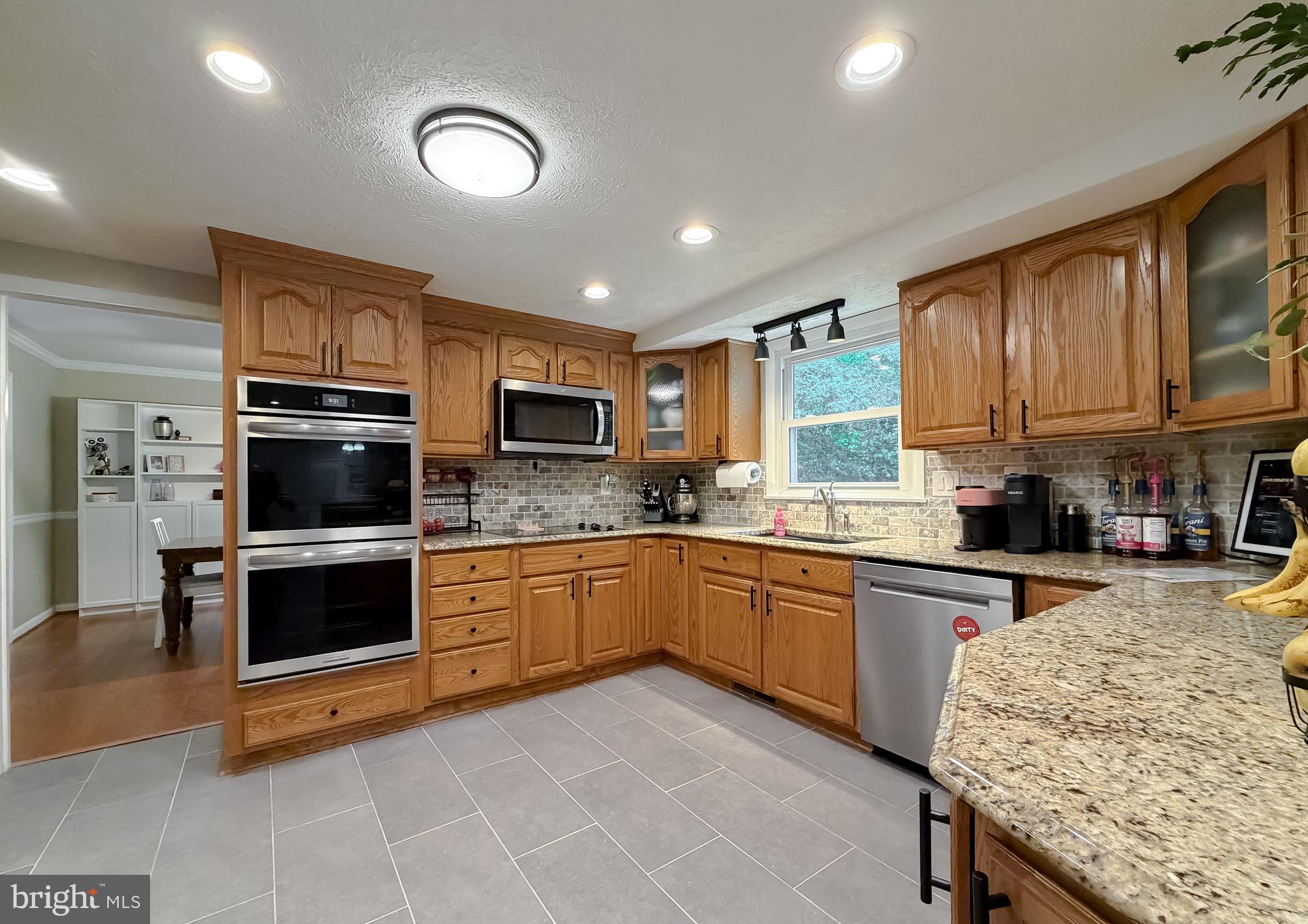 3872 Stoneybrook Road White Plains, MD 20695 - Photo 12 of 66 Double Ovens