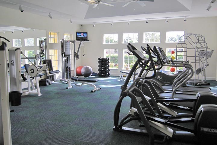 620 Bridgewater Lane Southwest Vero Beach, FL 32962 - Photo 28 of 31 a view of a room with gym equipment