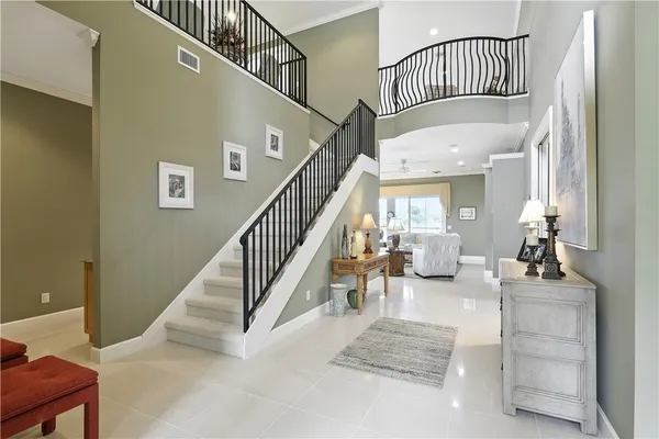 a view of entryway and hall