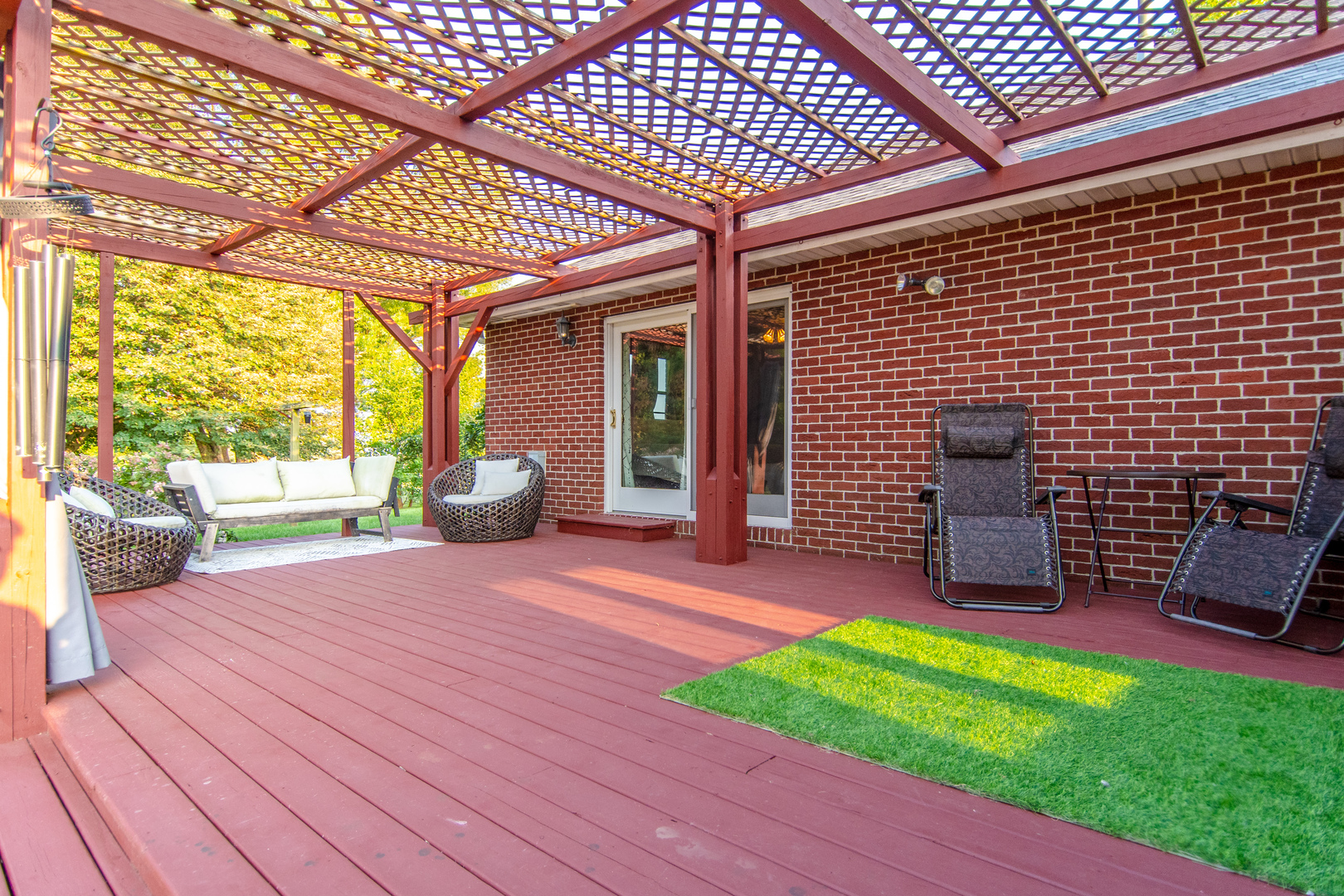 1450 Airport Road Morris, IL 60450 - Photo 11 of 43 a view of a porch with wooden floor and fence