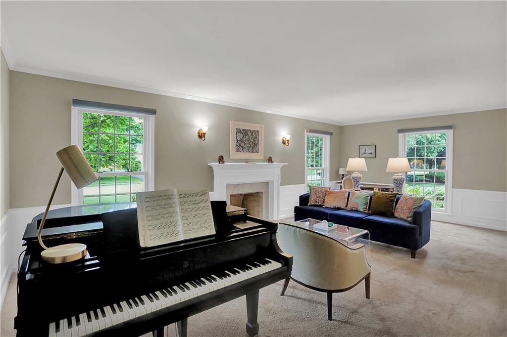 8836 Kirkham Road Indianapolis, IN 46260 - Photo 12 of 54 Gallery Image 12