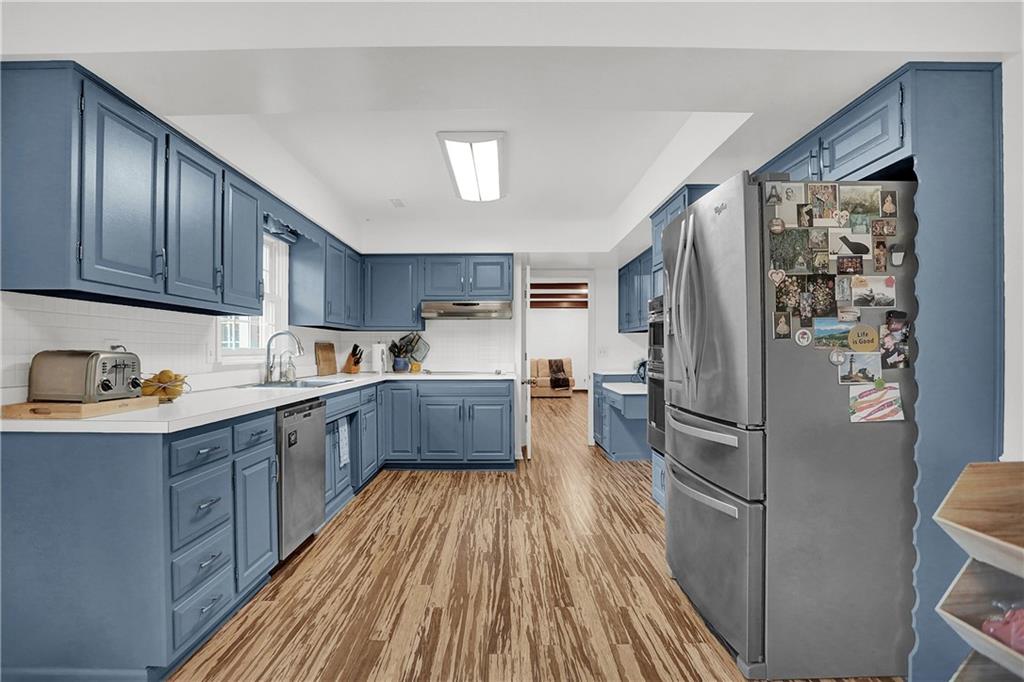 8836 Kirkham Road Indianapolis, IN 46260 - Photo 22 of 54 Gallery Image 22