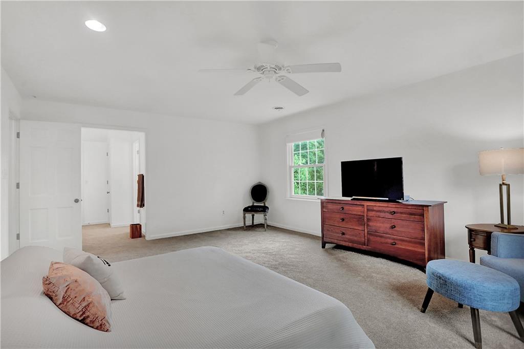 8836 Kirkham Road Indianapolis, IN 46260 - Photo 29 of 54 Gallery Image 29