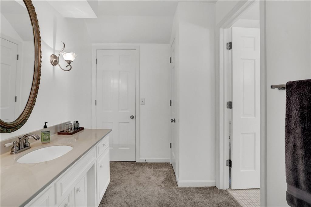 8836 Kirkham Road Indianapolis, IN 46260 - Photo 30 of 54 Gallery Image 30