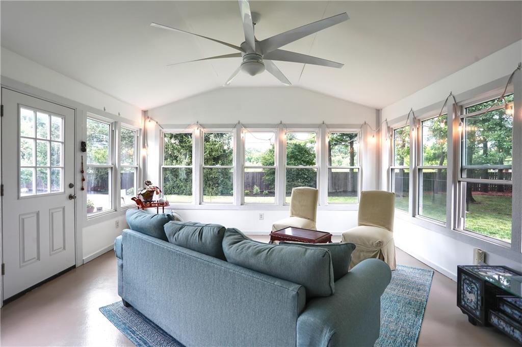 8836 Kirkham Road Indianapolis, IN 46260 - Photo 41 of 54 Gallery Image 41