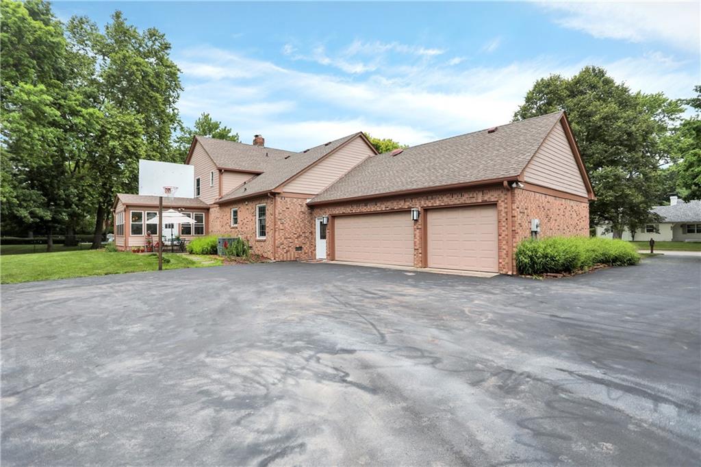 8836 Kirkham Road Indianapolis, IN 46260 - Photo 47 of 54 Gallery Image 47