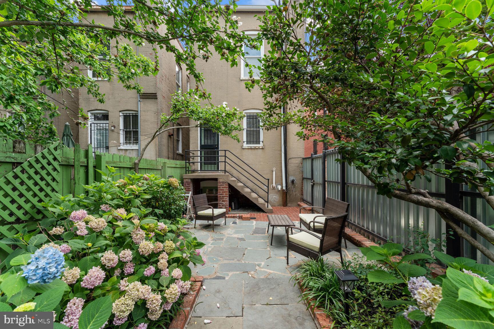 722 13th Street Southeast, Unit A Washington, DC 20003 - Photo 29 of 32