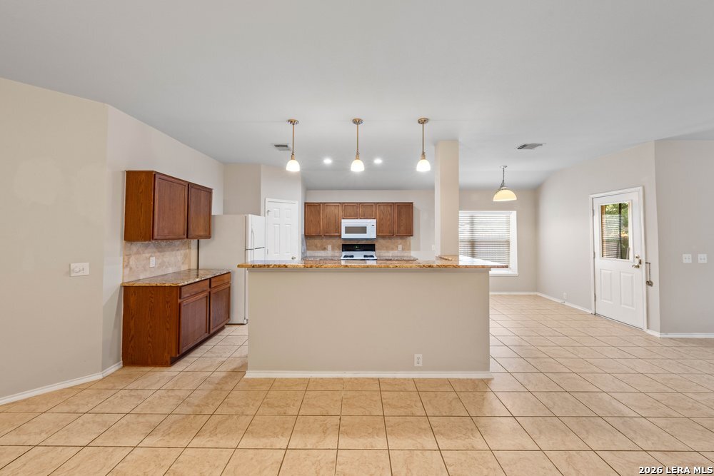 15846 Blue Sky Road Selma, TX 78154 - Photo 7 of 32 Gallery Image 7