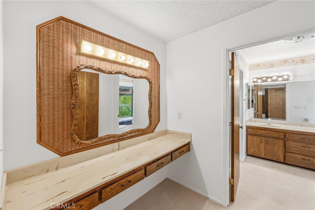 37295 Oak View Road Yucaipa, CA 92399 - Photo 33 of 59 Primary bathroom suite