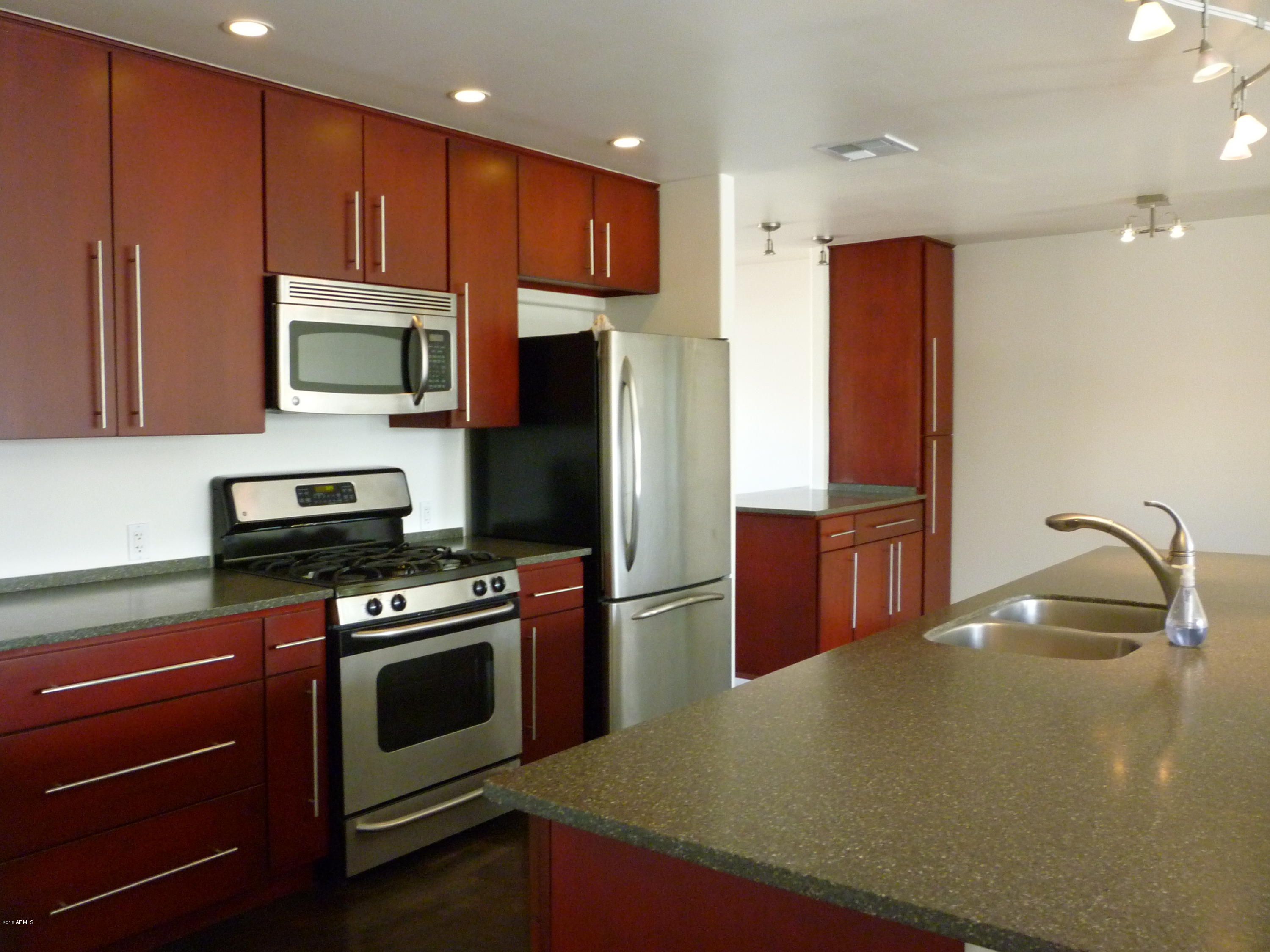 8325 East Valley View Road Scottsdale, AZ 85250 - Photo 11 of 38 11-Kitchen2