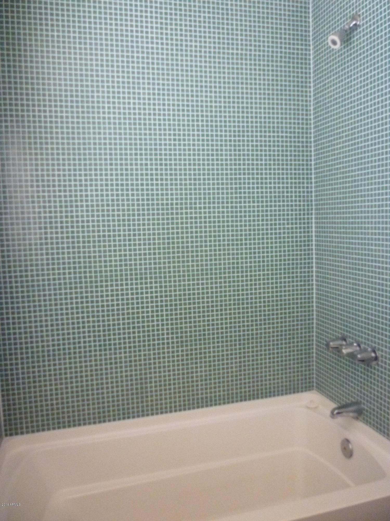 8325 East Valley View Road Scottsdale, AZ 85250 - Photo 26 of 38 26-Hall Bath2