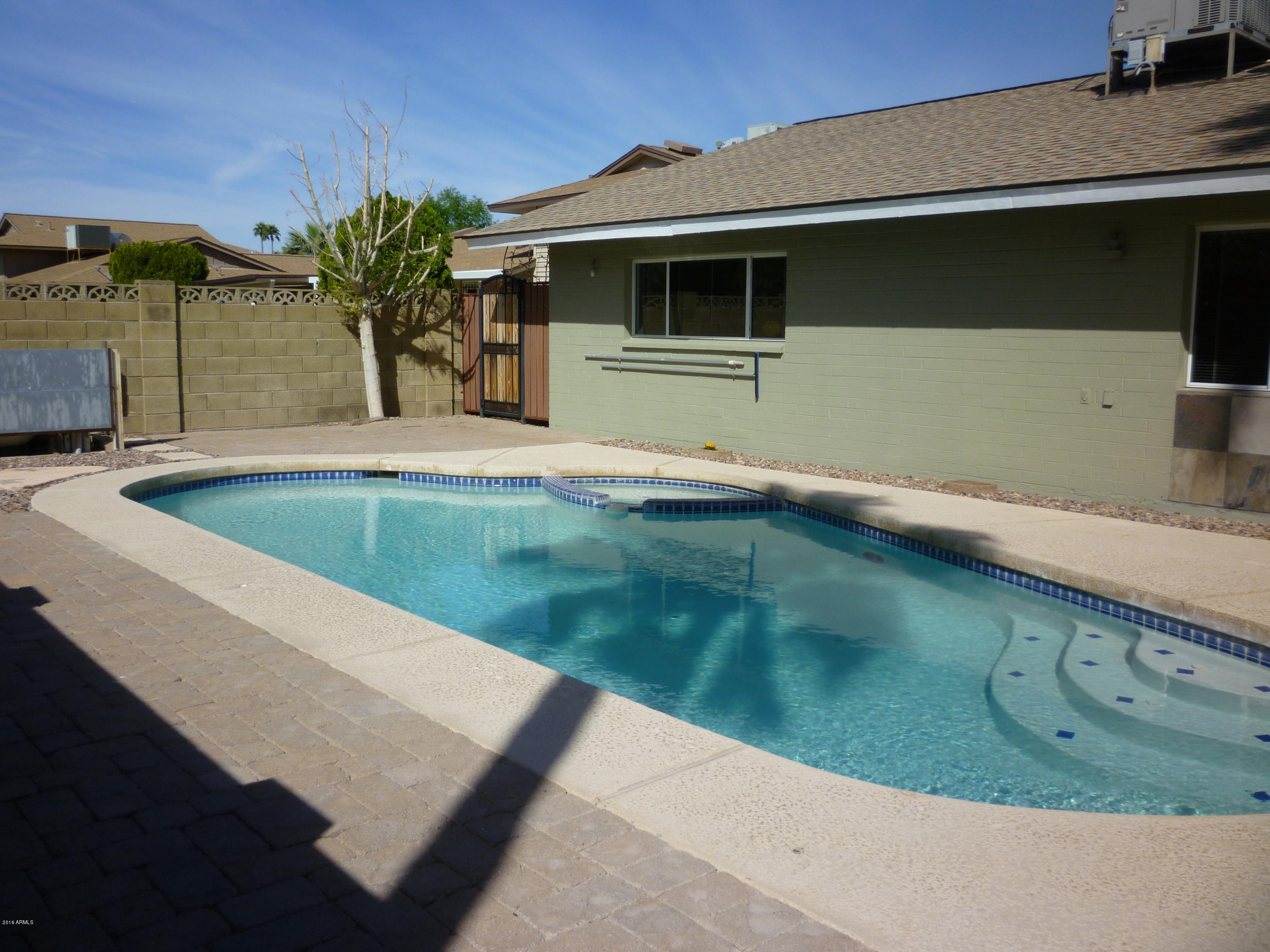 8325 East Valley View Road Scottsdale, AZ 85250 - Photo 32 of 38 32-Poolspa2