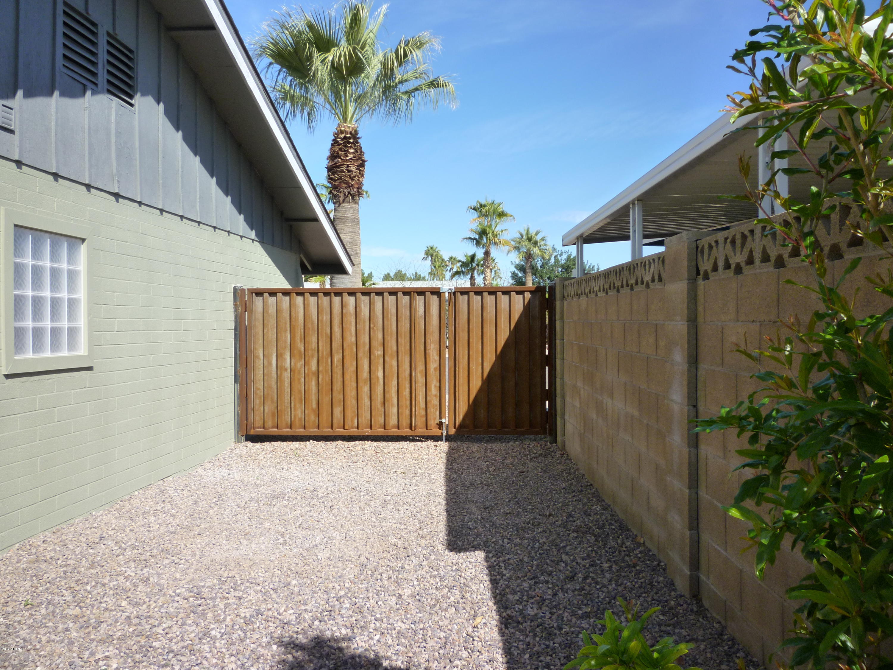 8325 East Valley View Road Scottsdale, AZ 85250 - Photo 38 of 38 38-RV Gate