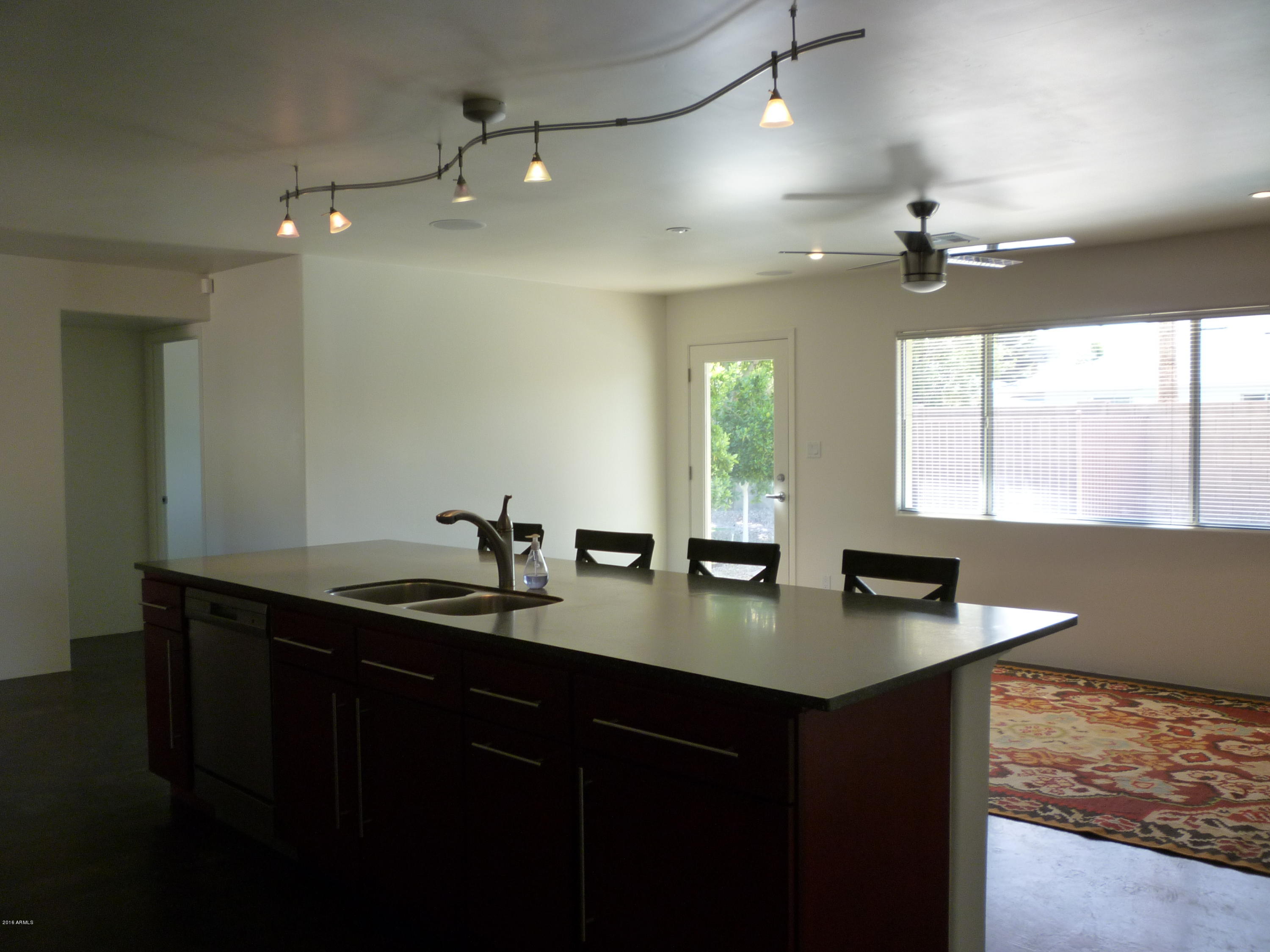 8325 East Valley View Road Scottsdale, AZ 85250 - Photo 10 of 38 10-Kitchen