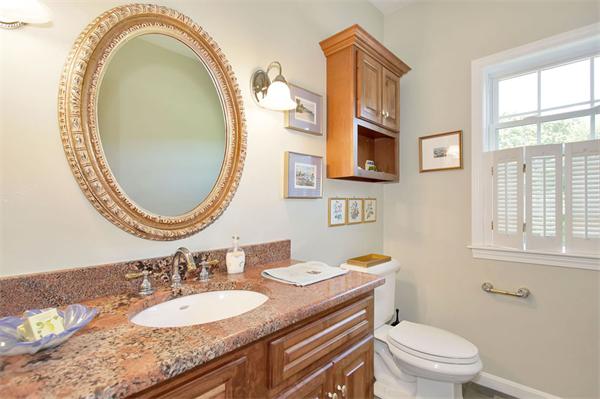 11 Brook Hill Road Sturbridge, MA 01518 - Photo 12 of 26