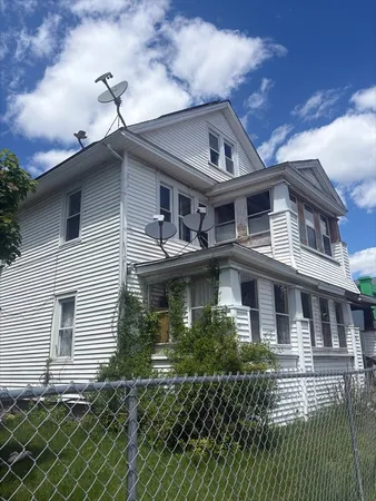 $329,900 | 646-648 Carew Street, Springfield, MA 01104