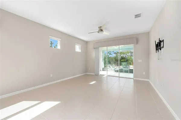 $280,000 | 5966 Southwest 93rd Circle, Ocala, FL 34481