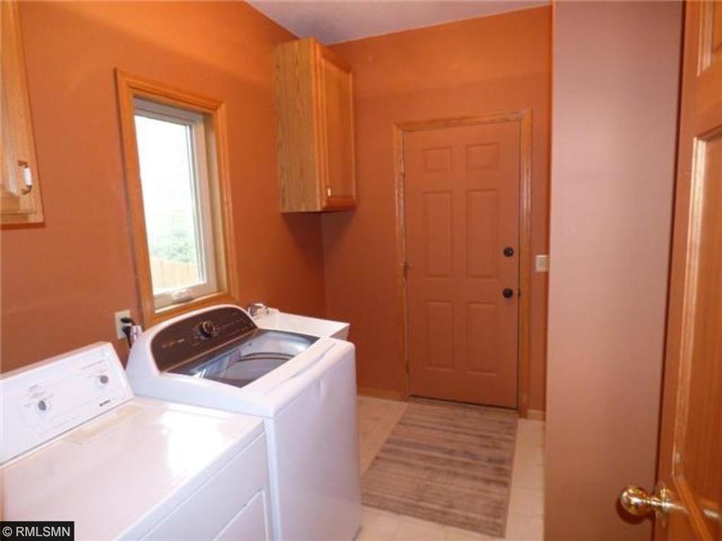 6191 Falcon Ridge Trail Apple Valley, MN 55124 - Photo 7 of 24 Gallery Image 7