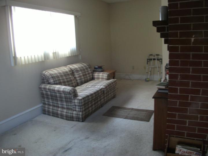 16 Ambler Road Cherry Hill, NJ 08002 - Photo 13 of 23 Family Room