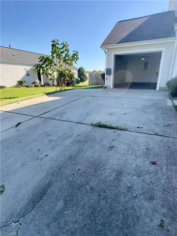 $1,900 | 4816 Kingwell Drive, McLeansville, NC 27301