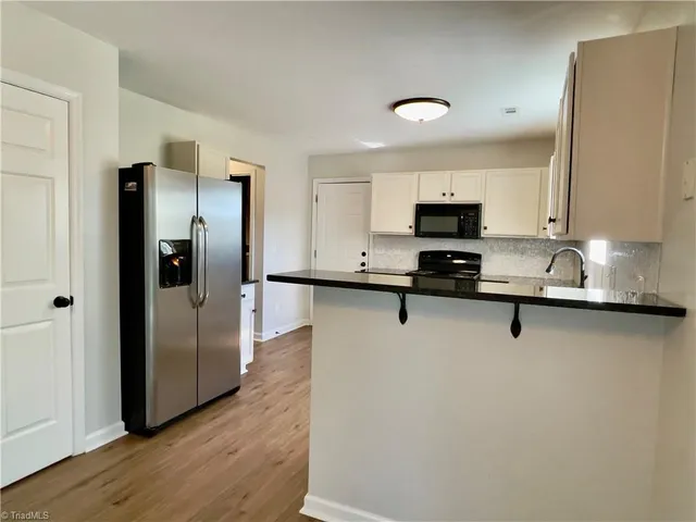 $1,900 | 4816 Kingwell Drive, McLeansville, NC 27301