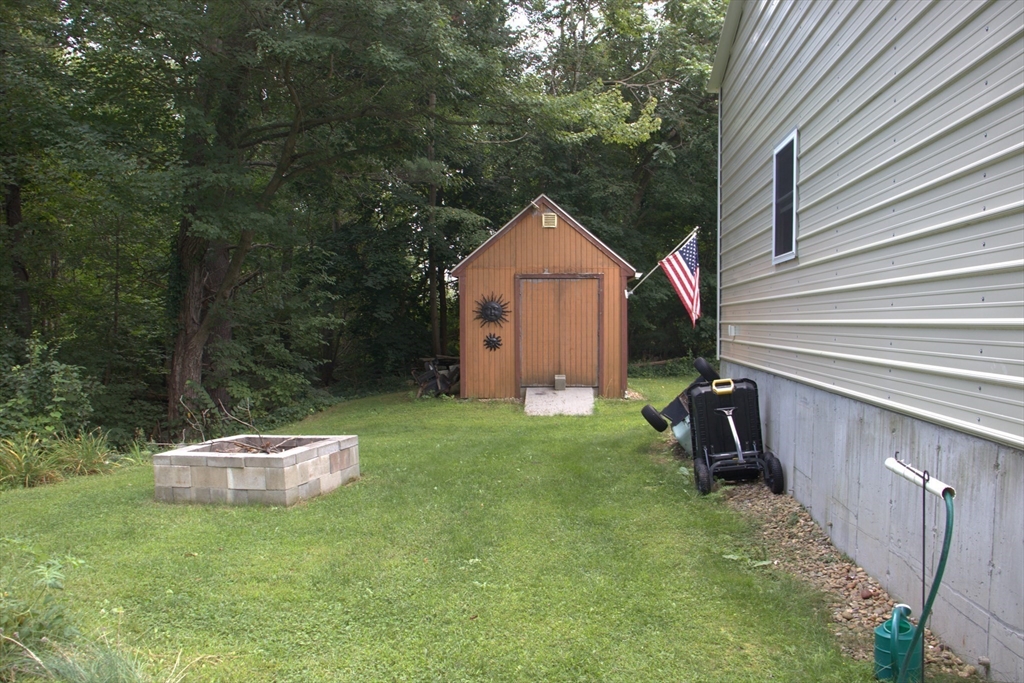 19 Long Pond Road Tyngsborough, MA 01879 - Photo 6 of 17 Gallery Image 6
