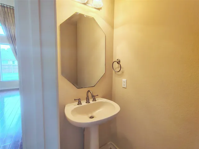 $3,300 | 5606 Grandwood Lane, Katy, TX 77450