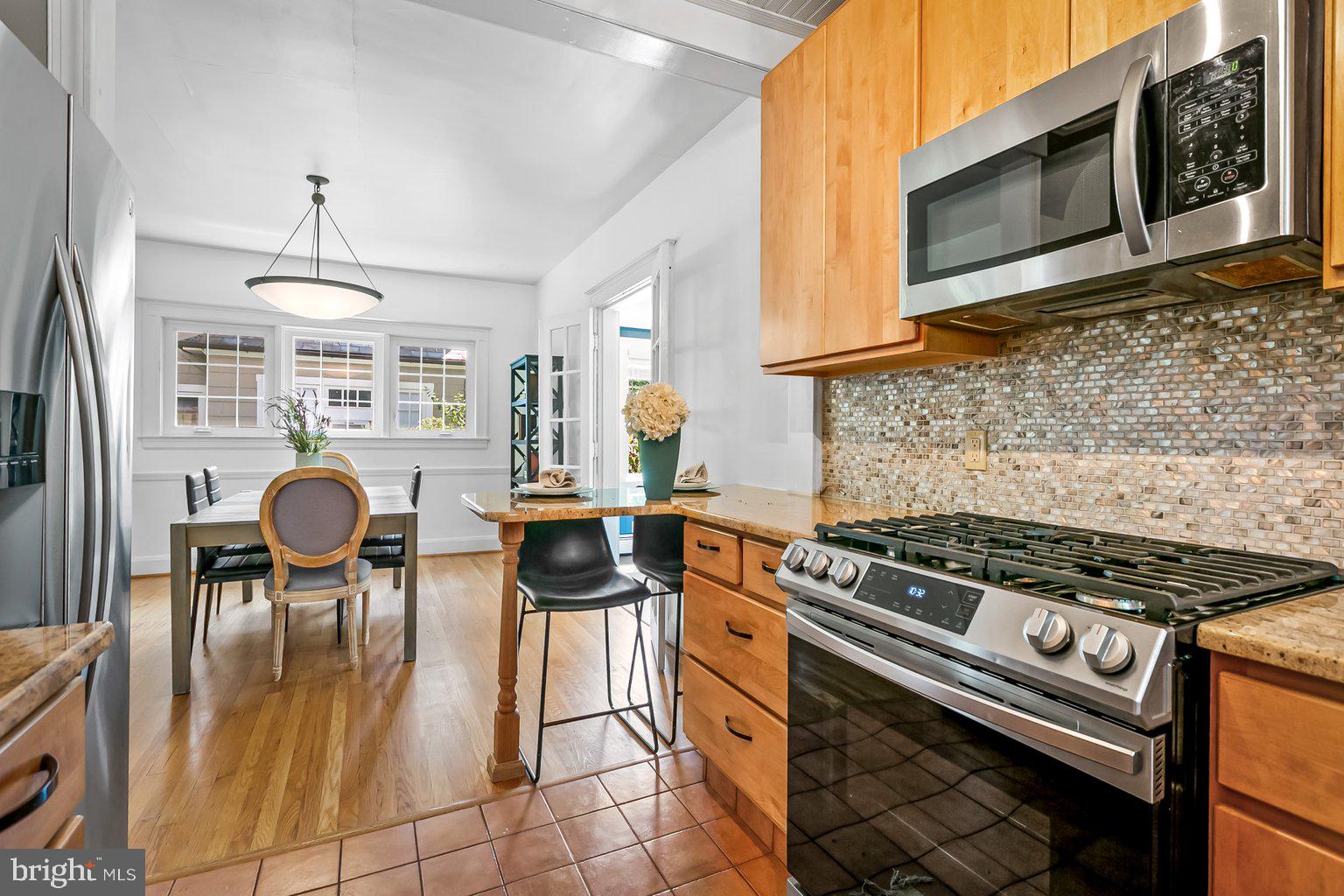 2411 Everton Road Baltimore, MD 21209 - Photo 17 of 42