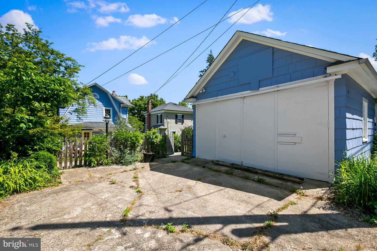 2411 Everton Road Baltimore, MD 21209 - Photo 36 of 42