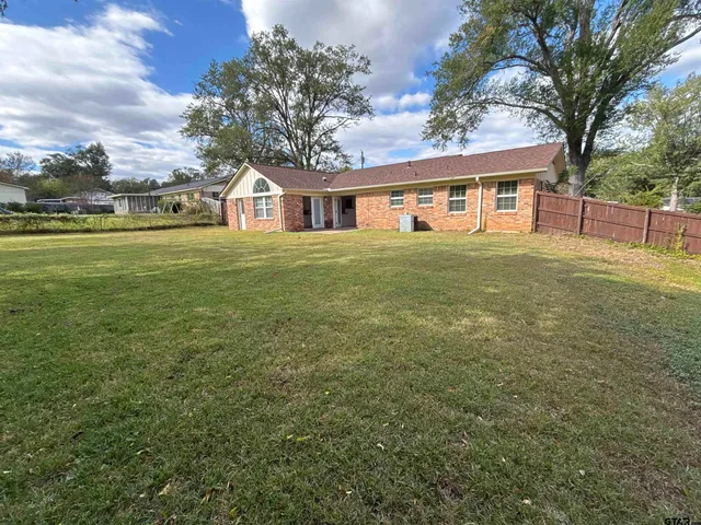 $1,650 | 2213 Suanne Drive, Tyler, TX 75701
