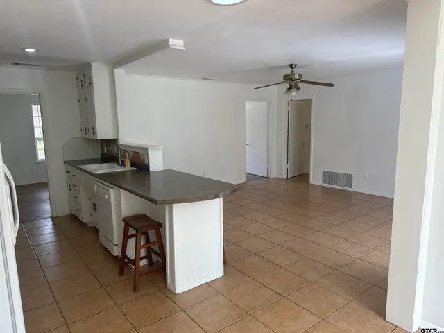 $1,650 | 2213 Suanne Drive, Tyler, TX 75701