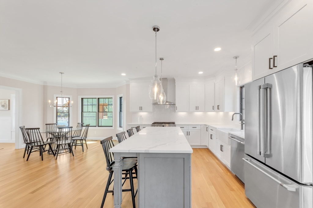 17 Starling Street Boston, MA 02132 - Photo 9 of 30