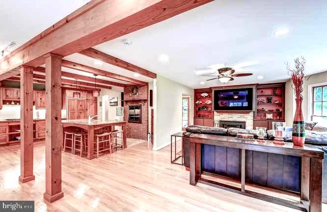 13808 Longnecker Road Glyndon, MD 21136 - Photo 13 of 40 Great Room