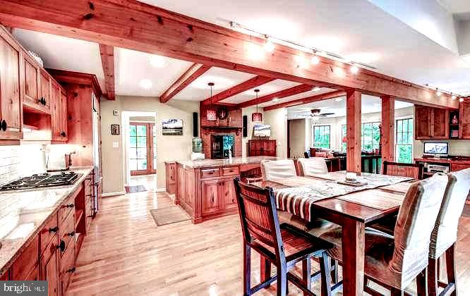 13808 Longnecker Road Glyndon, MD 21136 - Photo 14 of 40 Breakfast area of Great Room
