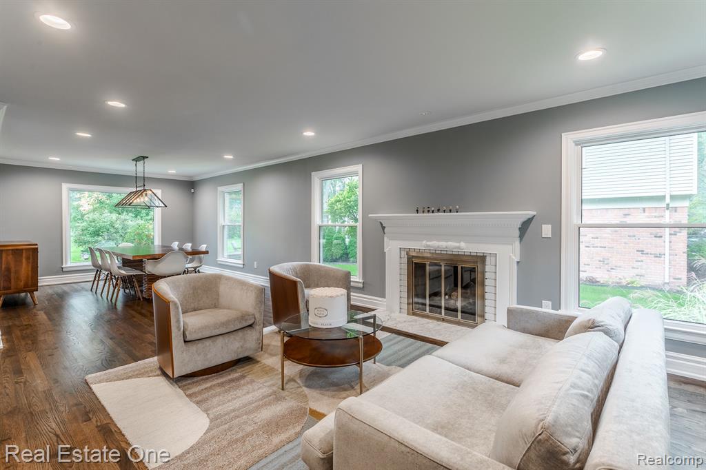 5699 Raven Road Bloomfield Hills, MI 48301 - Photo 5 of 44