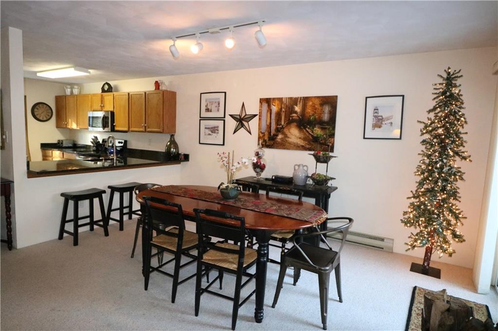 1854 Eagles Ridge Way Hidden Valley, PA 15502 - Photo 4 of 25 Dining Area