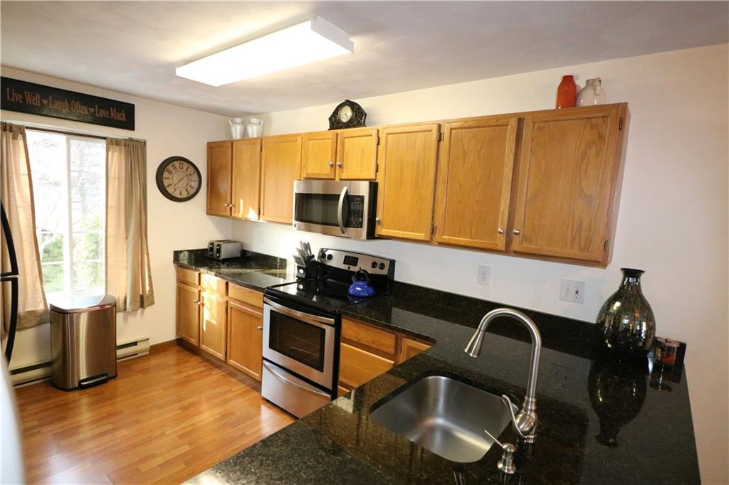 1854 Eagles Ridge Way Hidden Valley, PA 15502 - Photo 8 of 25 Kitchen