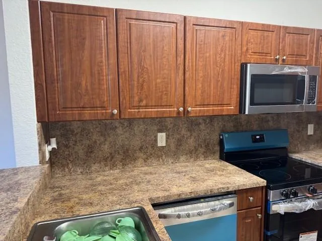 $2,150 | 1209 Santa Catalina Lane, North Lauderdale, FL 33068