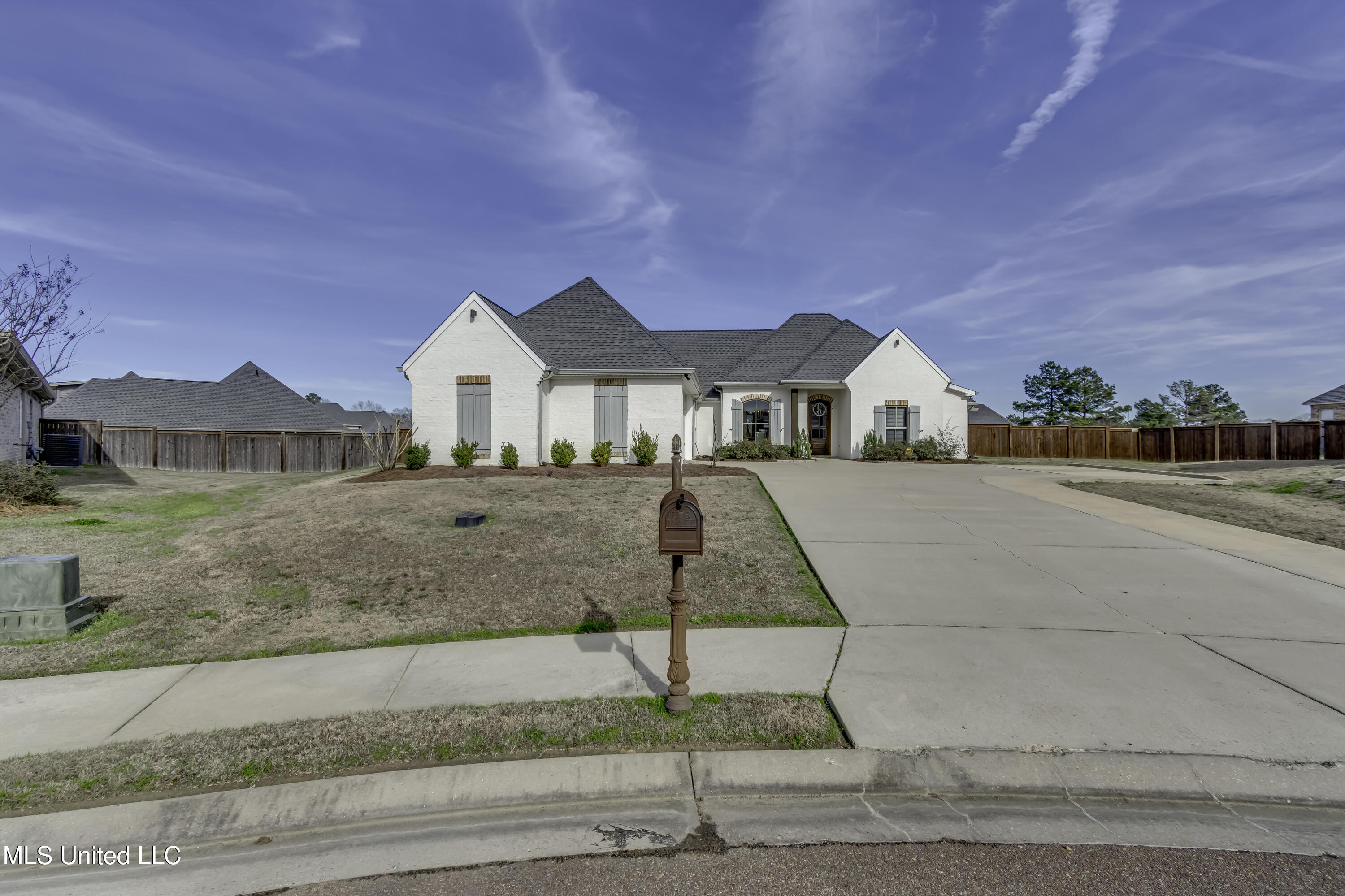 705 Queens Court Flowood, MS 39232 - Photo 2 of 62 705 Queens Ct--7