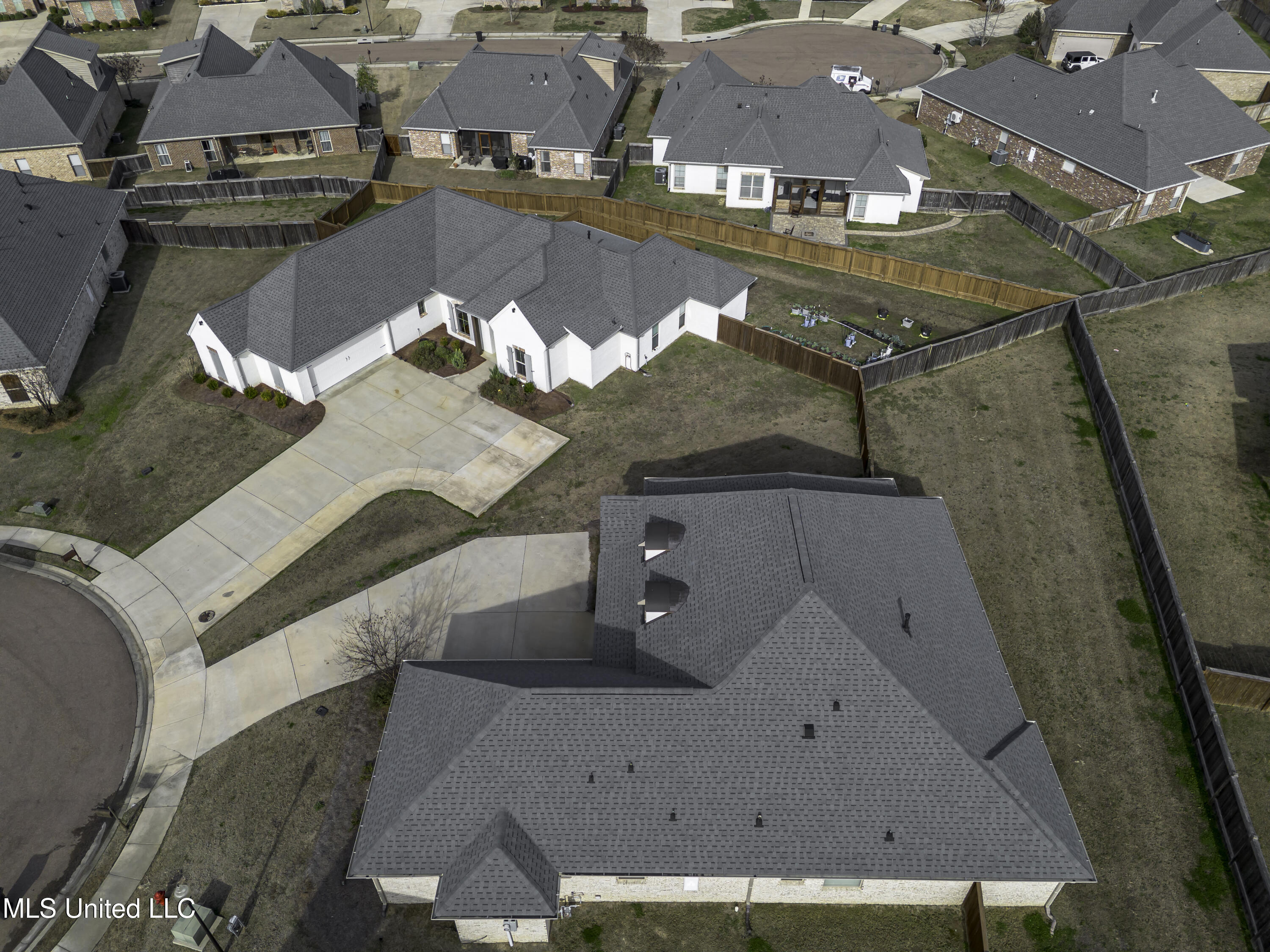 705 Queens Court Flowood, MS 39232 - Photo 9 of 62 705 Queens Ct Drone-0187(1)