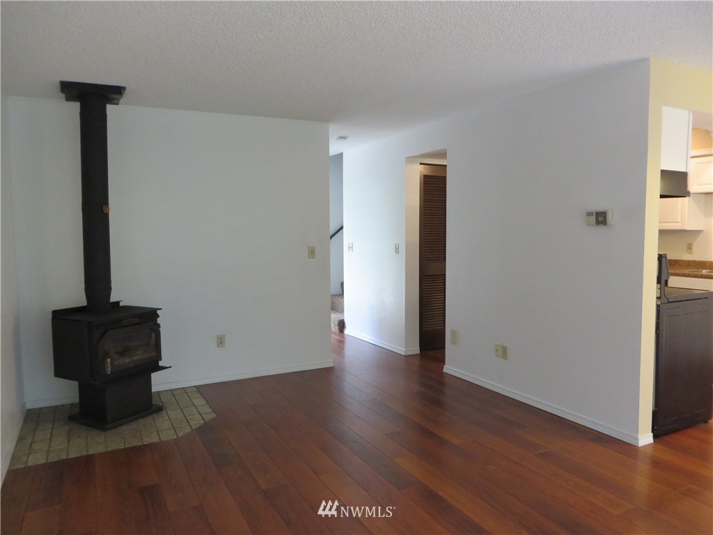 7409 Fairview Road Southwest, Unit 20 Olympia, WA 98512 - Photo 5 of 20 Gallery Image 5