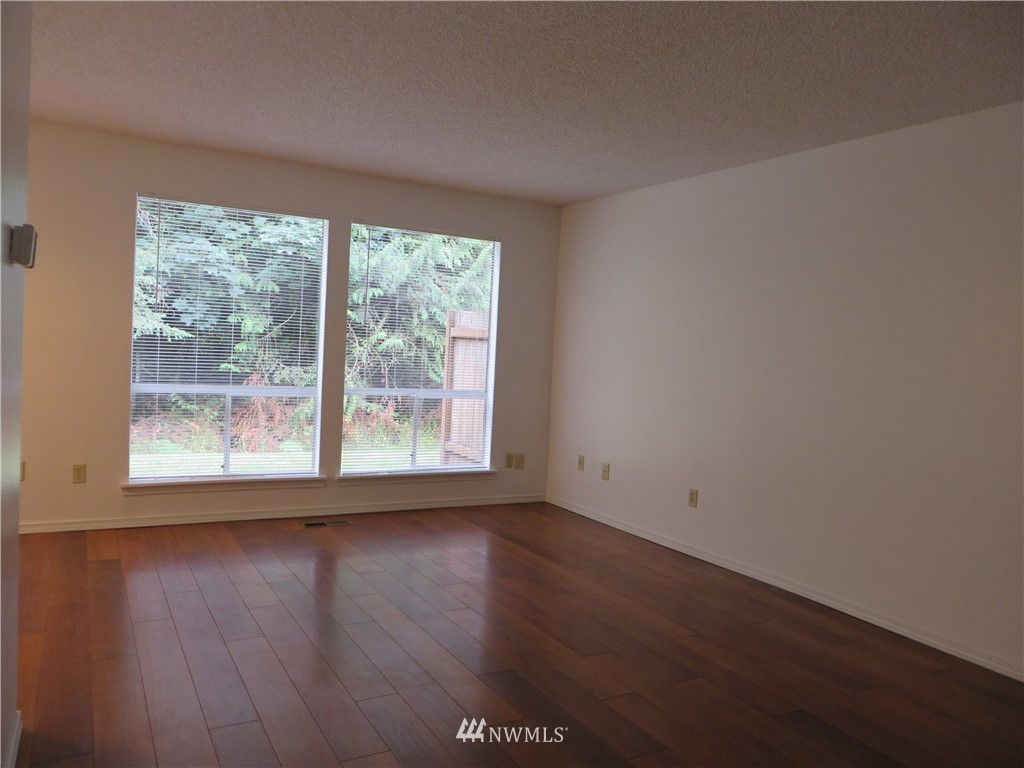 7409 Fairview Road Southwest, Unit 20 Olympia, WA 98512 - Photo 6 of 20 Gallery Image 6