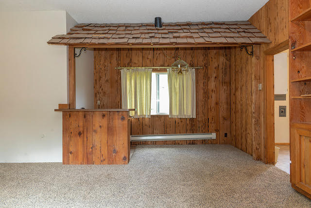 6141 New Hope Road Grants Pass, OR 97527 - Photo 9 of 49 Wet Bar