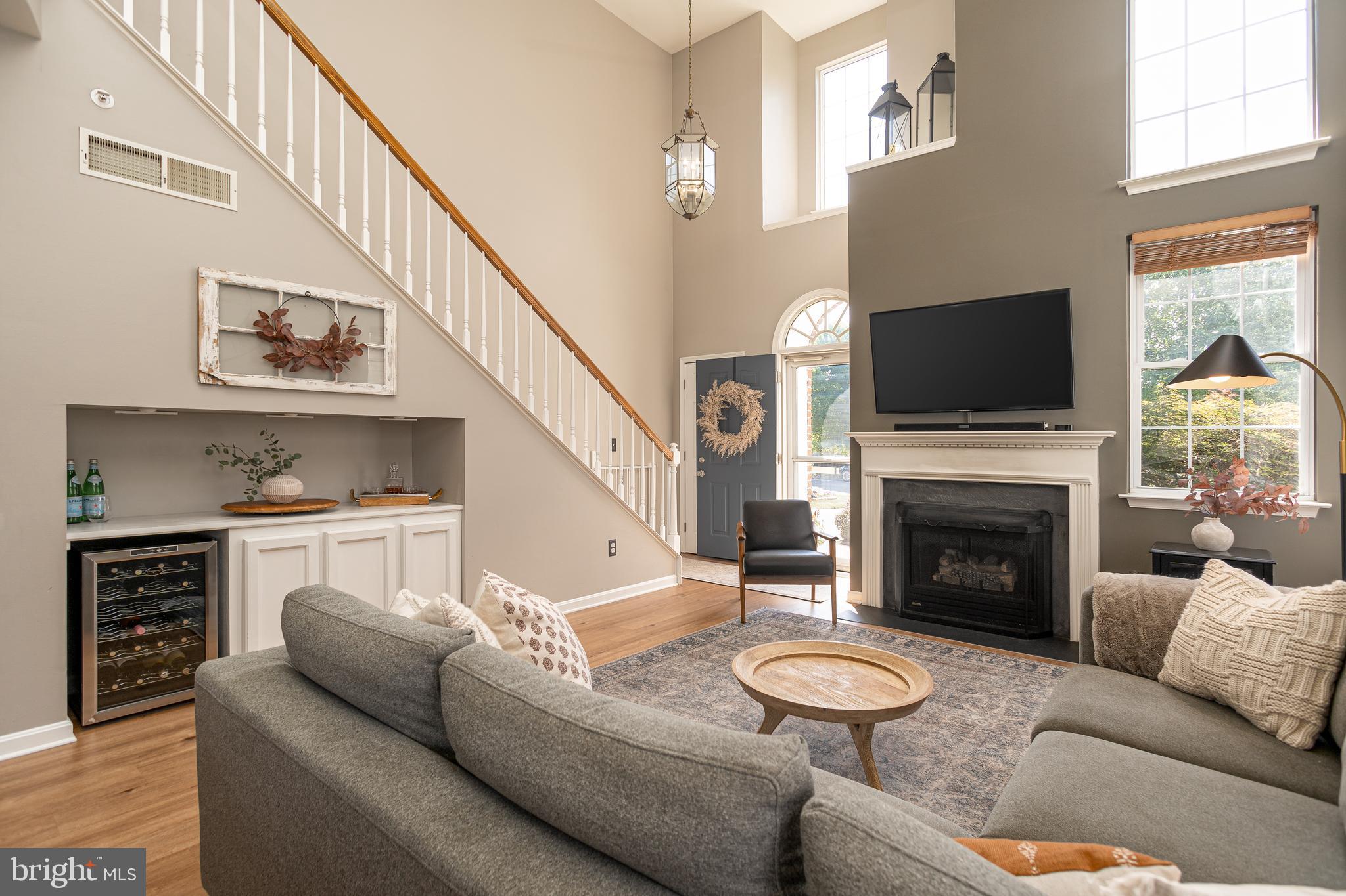 1883 Meadow Ridge Drive Hummelstown, PA 17036 - Photo 5 of 37