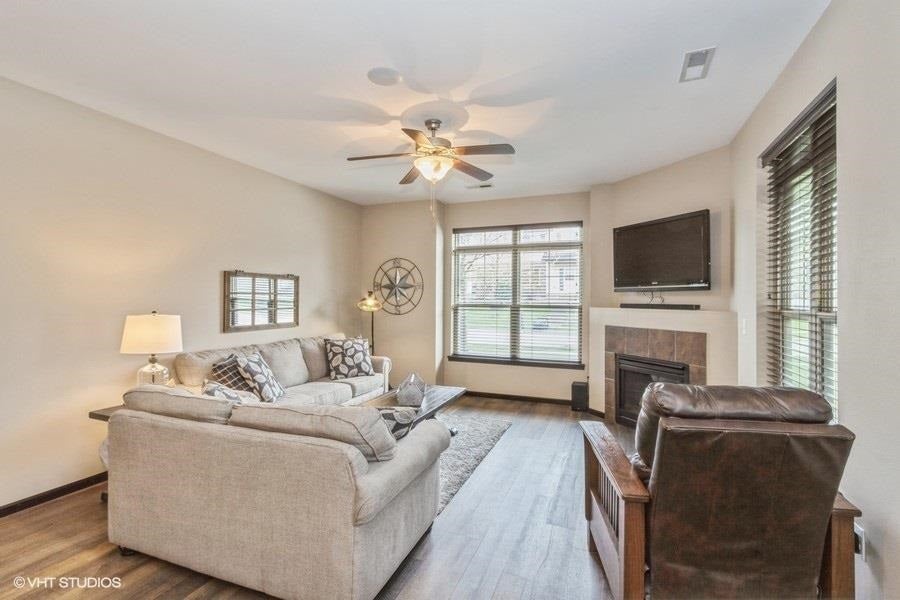714 Arch Rock Road Iowa City, IA 52245 - Photo 3 of 28 Gallery Image 3