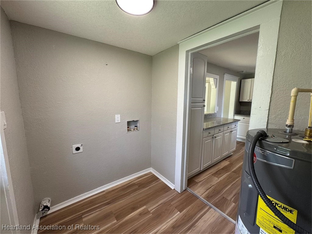 111 D Street Frostproof, FL 33843 - Photo 24 of 40 a view of a room with gym equipment