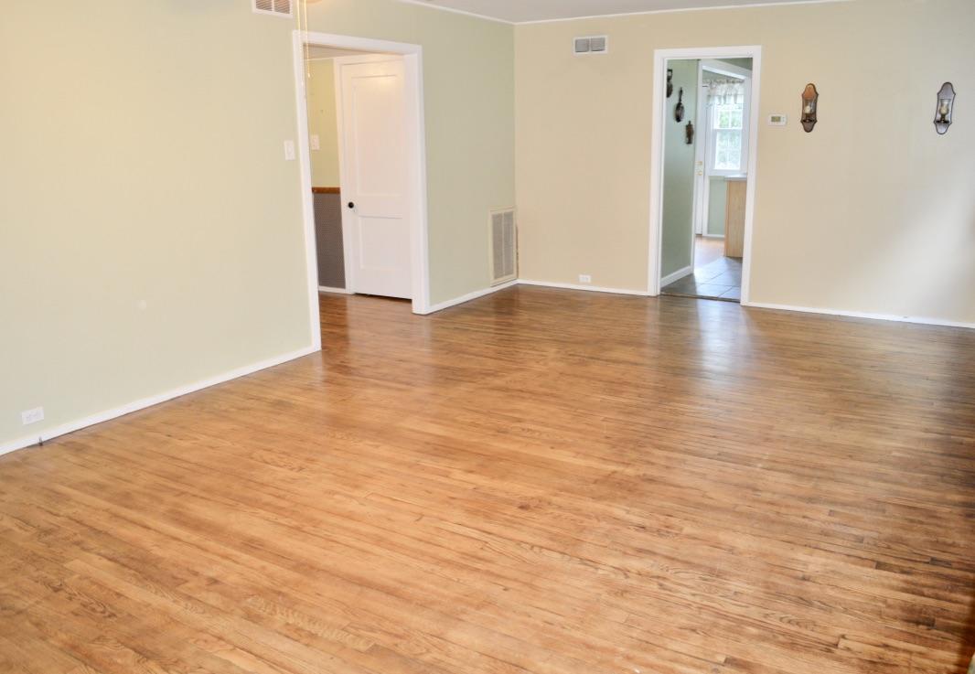 108 Maple Lane Oak Ridge, TN 37830 - Photo 7 of 29 Living Room & Dining Area Combo
