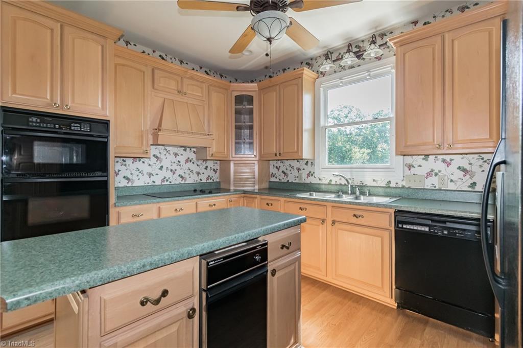 159 Fletcher Road Union Grove, NC 28689 - Photo 7 of 33